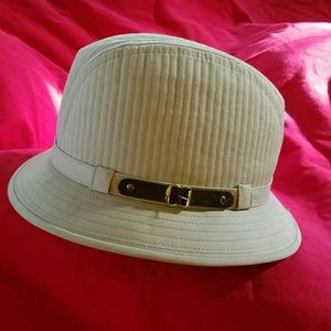 London Fog cool weather hat